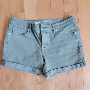 Green mid-rise denim shorts
